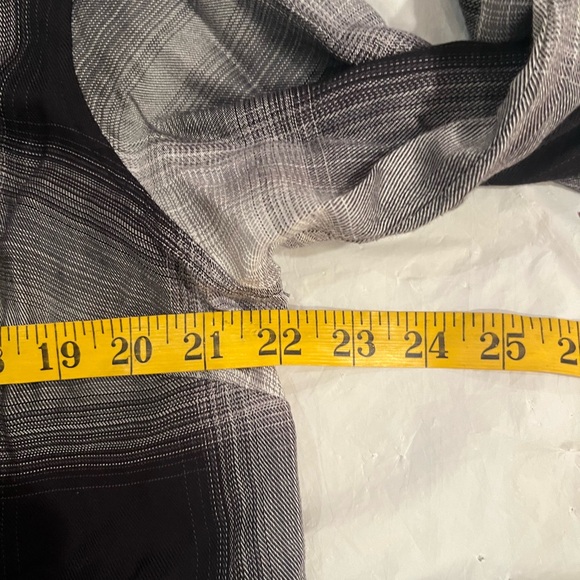 Ava & Viv plaid tunic button down shirt.  Size X black and gray tones - Picture 8 of 10